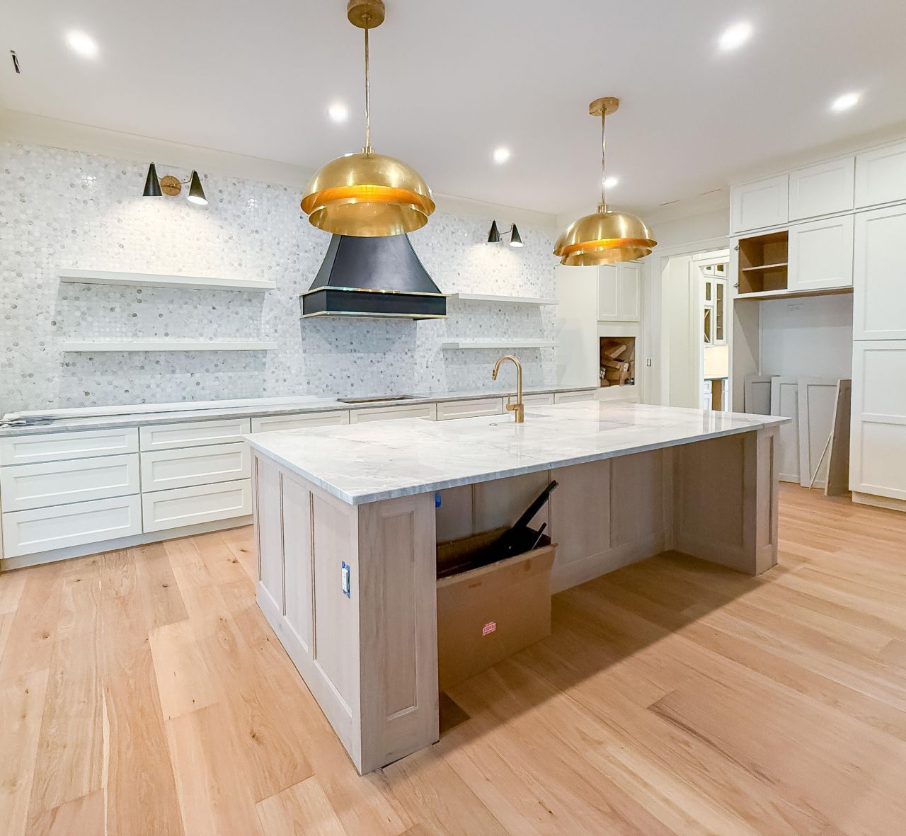 6 29th Avenue Photo 18