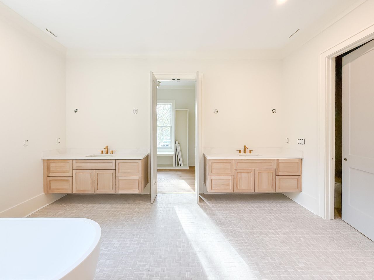 6 29th Avenue Photo 26