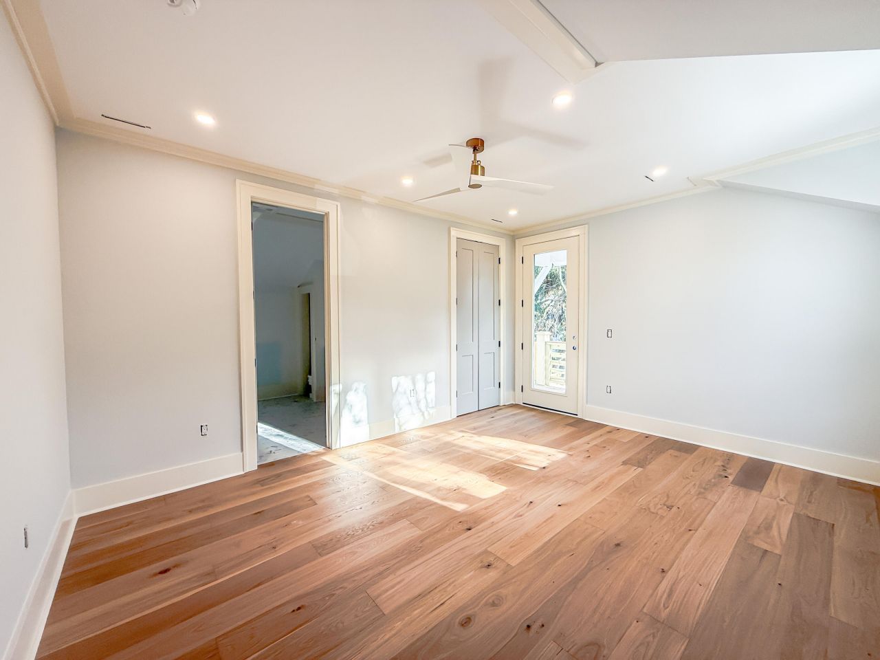 6 29th Avenue Photo 45