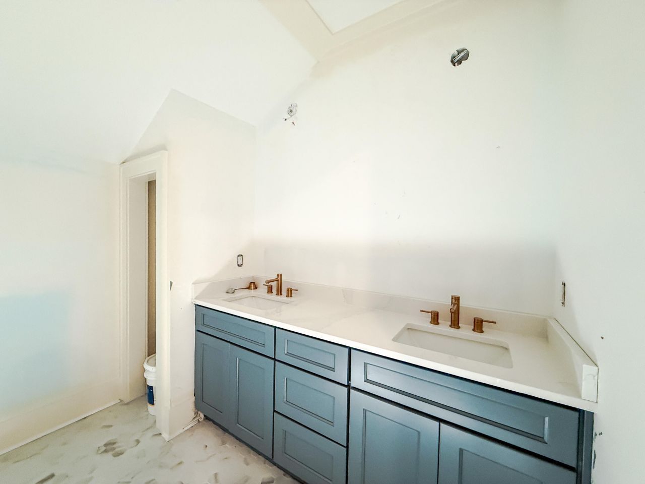 6 29th Avenue Photo 46