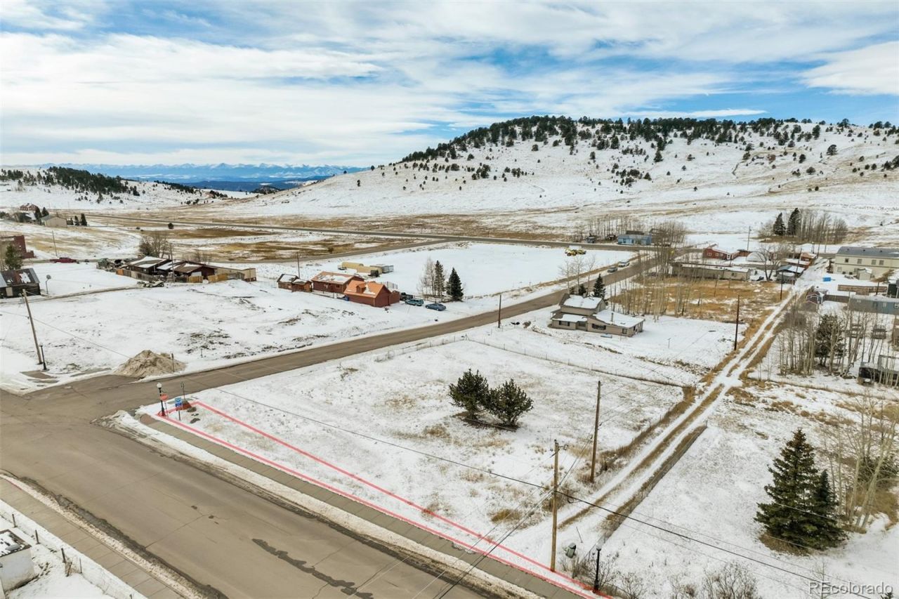 305 W Bennett Avenue, Cripple Creek, CO 80813 Main Photo