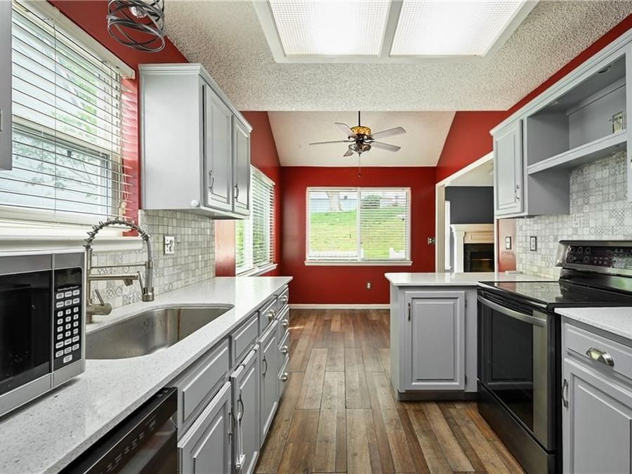 Property Image 32