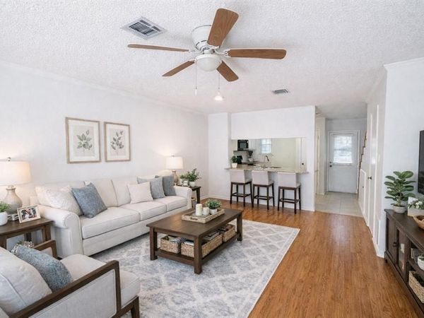 17 Abbey Road, Euless, TX 76039