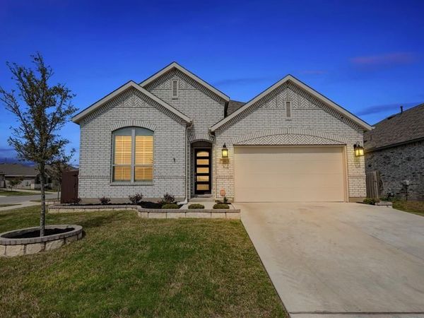 116 Docking Iron DR, Hutto, TX 78634