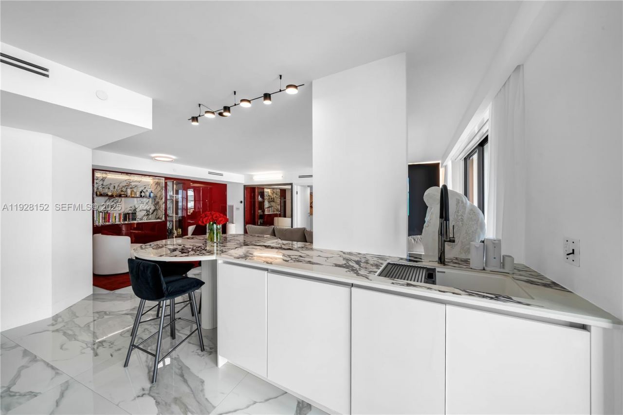 9 Island Ave, Unit 609, Miami Beach, FL 33139 Photo