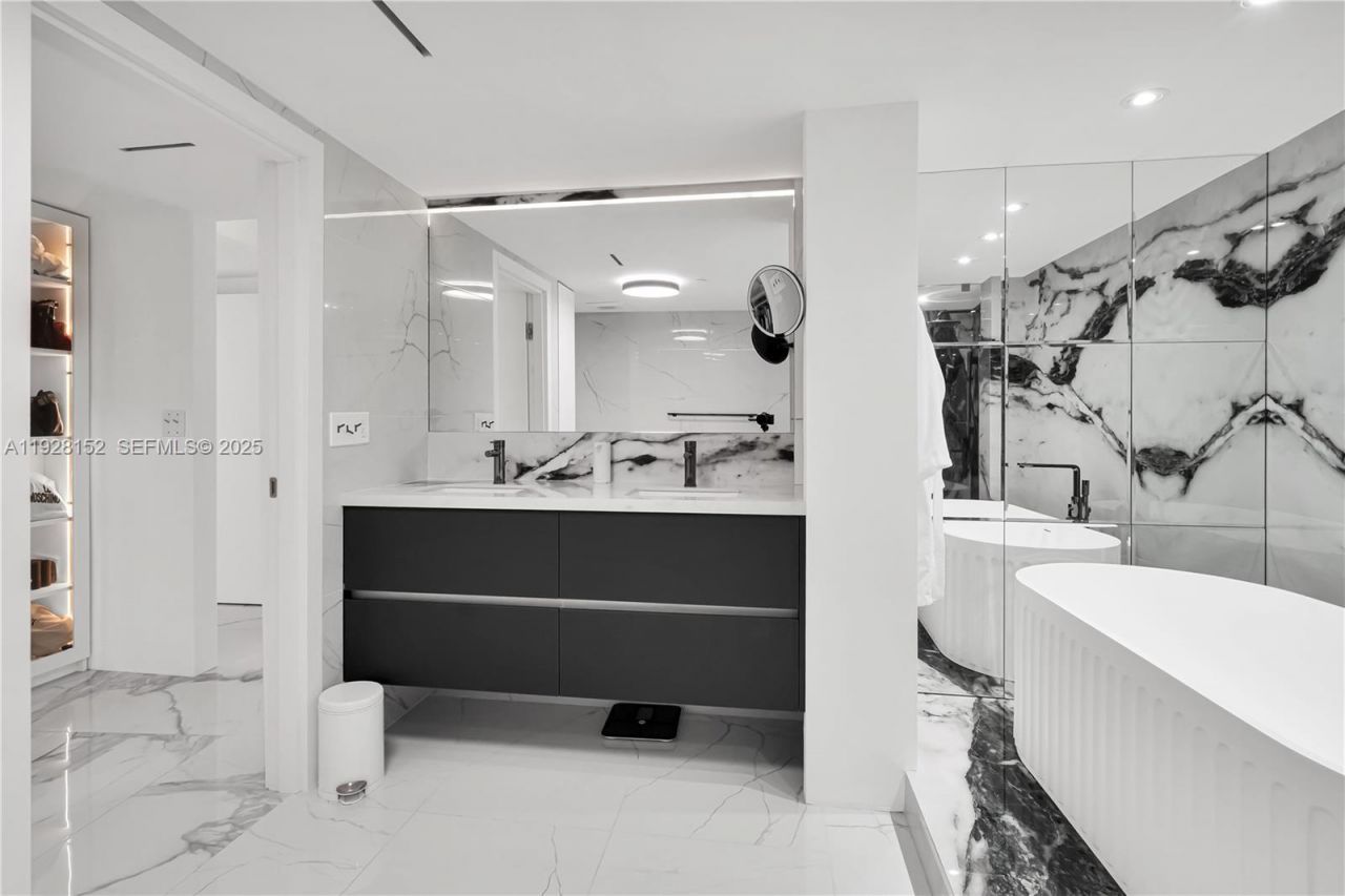 9 Island Ave, Unit 609, Miami Beach, FL 33139 Photo