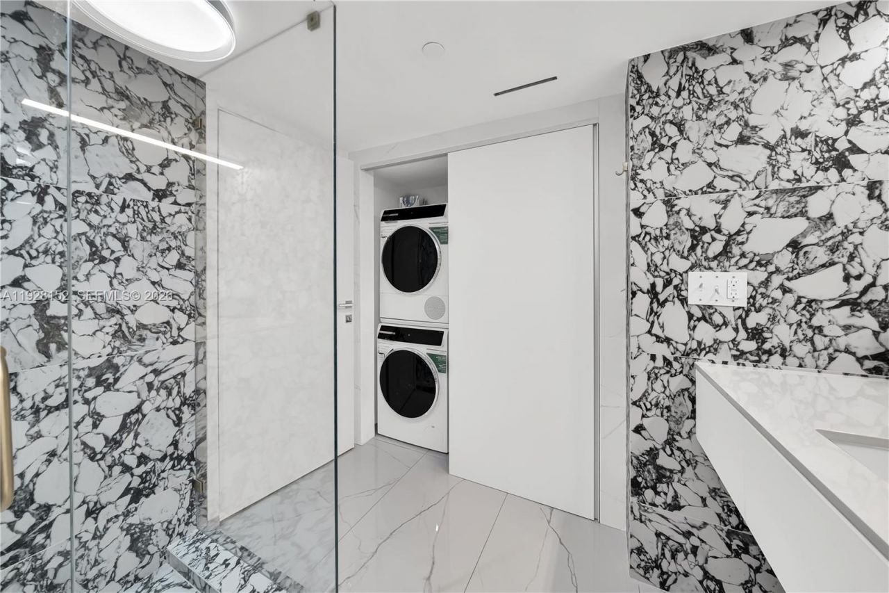 9 Island Ave, Unit 609, Miami Beach, FL 33139 Photo