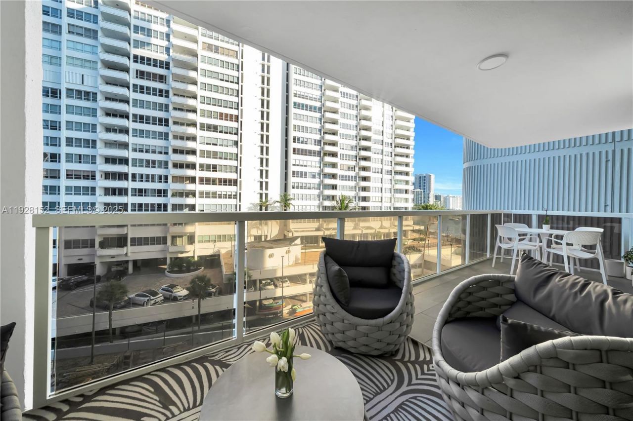 9 Island Ave, Unit 609, Miami Beach, FL 33139 Photo