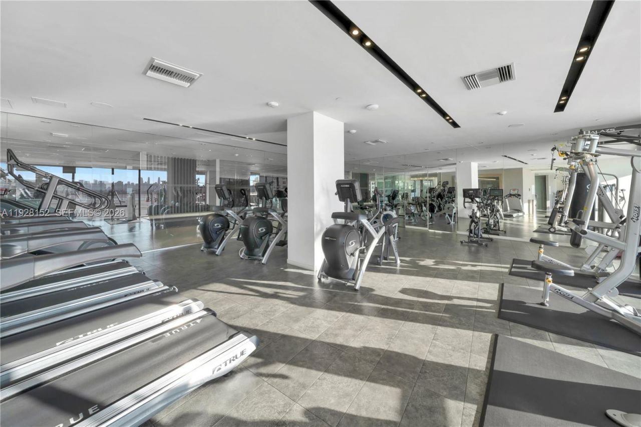 9 Island Ave, Unit 609, Miami Beach, FL 33139 Photo