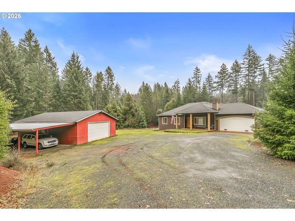 419 IDLEWILD DR, Cave Junction, OR 97523