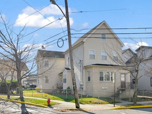 48 Main Ave, Wallington, NJ 07057