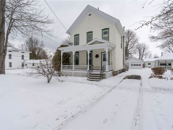 176 Esselstyne Street, Cape Vincent, NY 13618