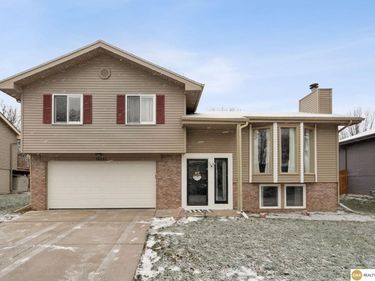 15231 Grover Street, Omaha, NE 68144