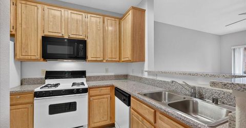 900 S Meadows Parkway, Unit Apt 2322, Reno, NV 89521 Photo