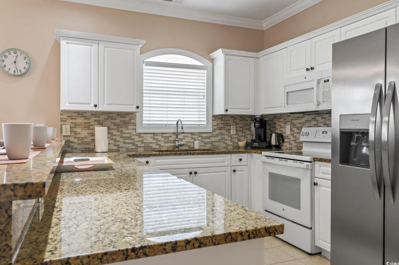 4803 Bovardia Pl. Photo 8