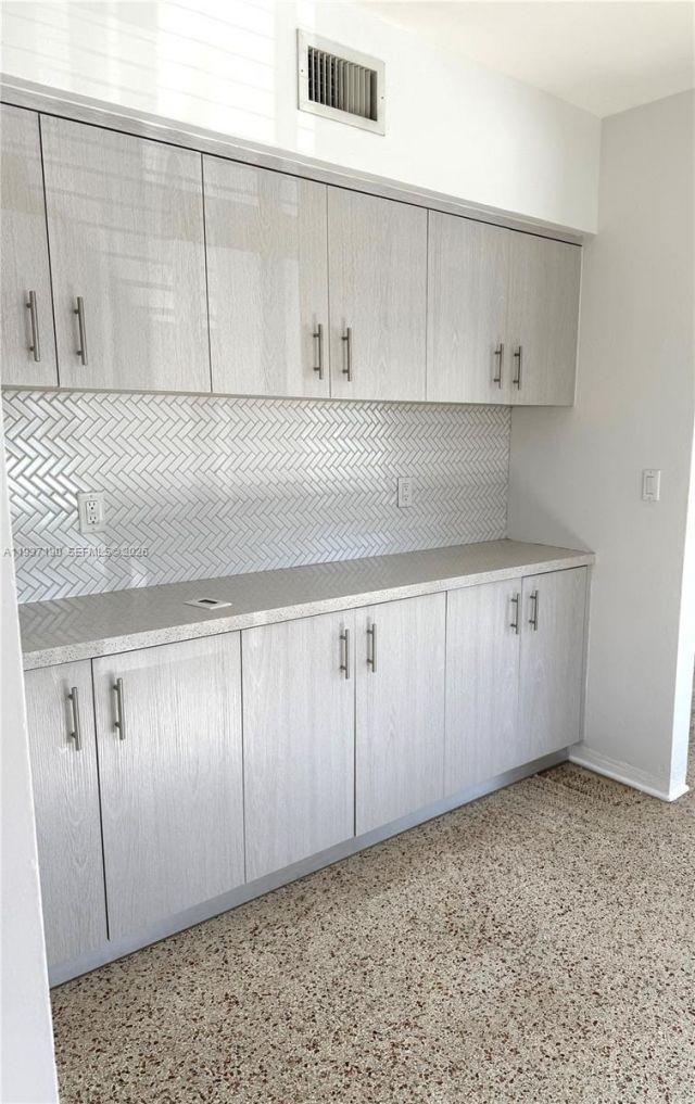 887 80th St, Unit 1, Miami Beach, FL 33141 Photo