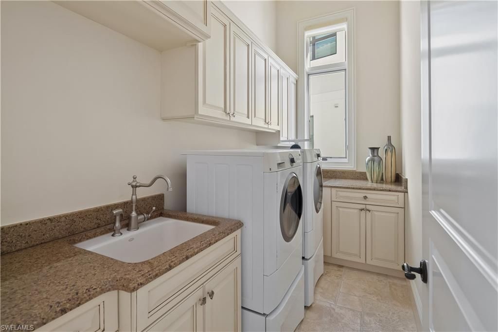 102 Felipe Ln, Bonita Springs, FL 34134 Photo