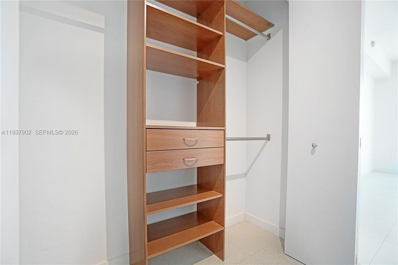 900 Biscayne Blvd, Unit 2910, Miami, FL 33132 Photo