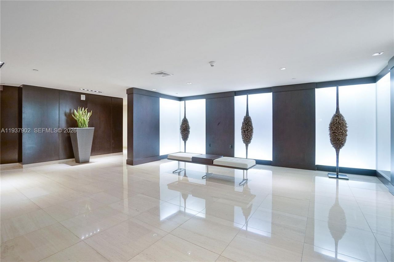 900 Biscayne Blvd, Unit 2910, Miami, FL 33132 Photo