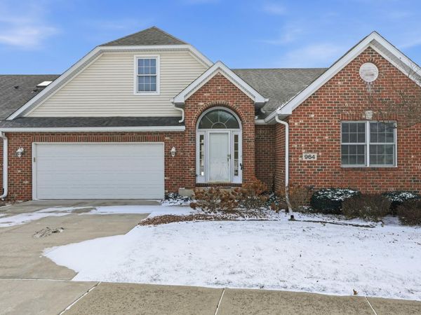 964 Ryan Court, Crown Point, IN 46307