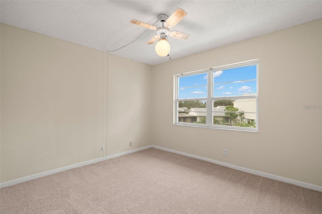 3247 38th Way S, Unit C, Saint Petersburg, FL 33711 Photo