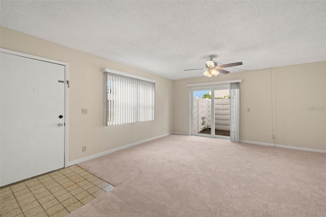 3247 38th Way S, Unit C, Saint Petersburg, FL 33711 Photo