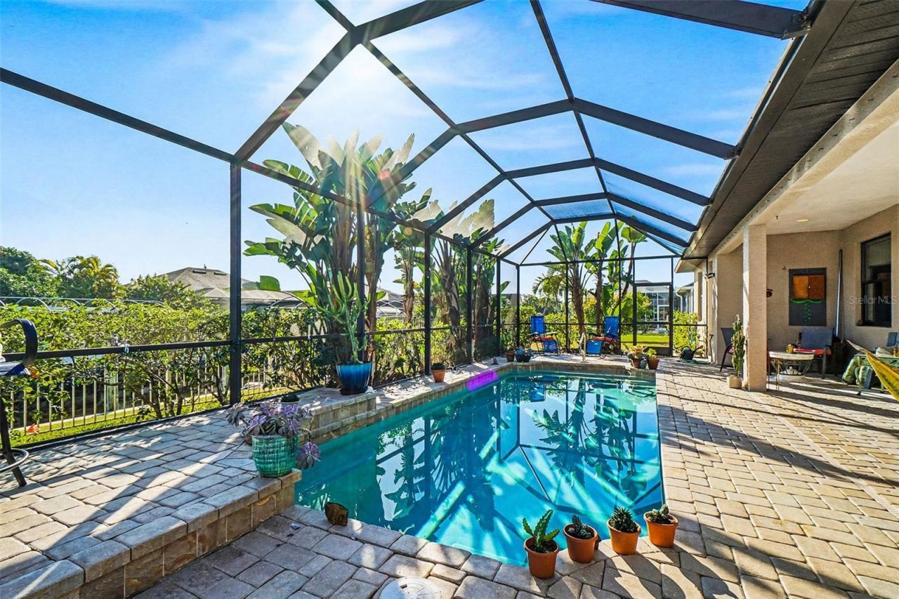 2127 SE 17th Place, Cape Coral, FL 33990 Photo