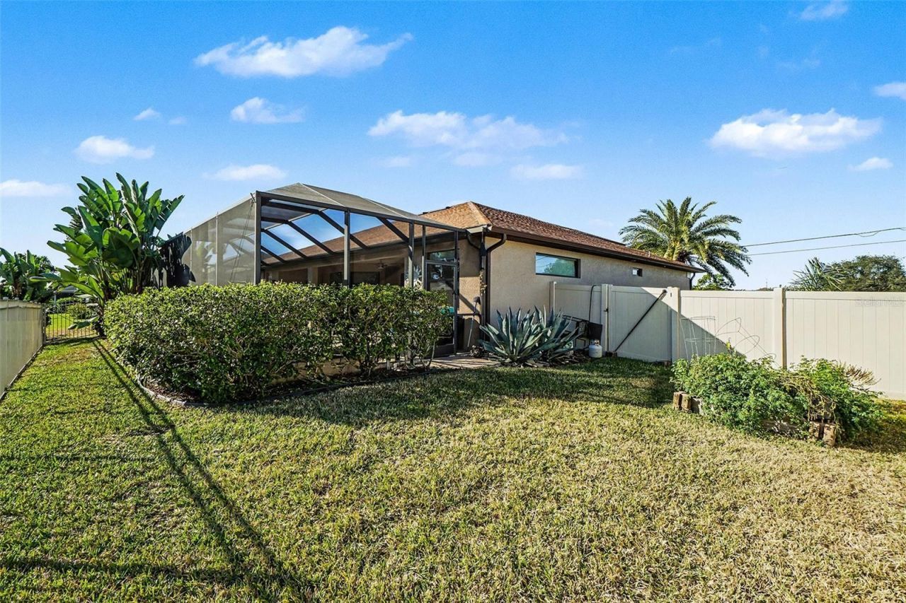 2127 SE 17th Place, Cape Coral, FL 33990 Photo