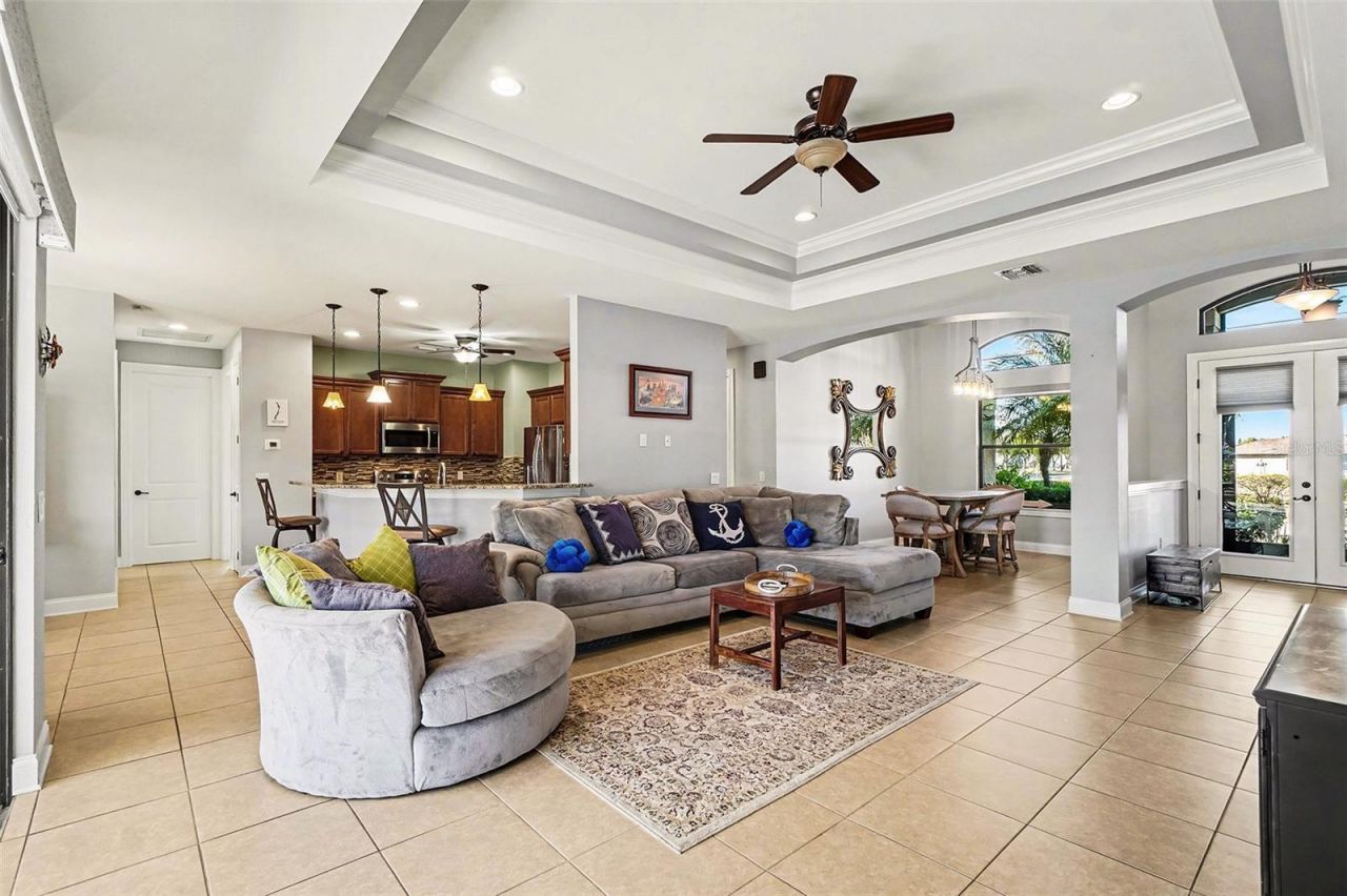 2127 SE 17th Place, Cape Coral, FL 33990 Photo