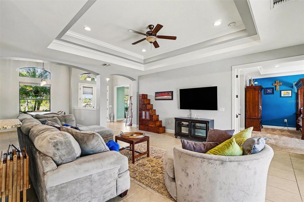 2127 SE 17th Place, Cape Coral, FL 33990 Photo
