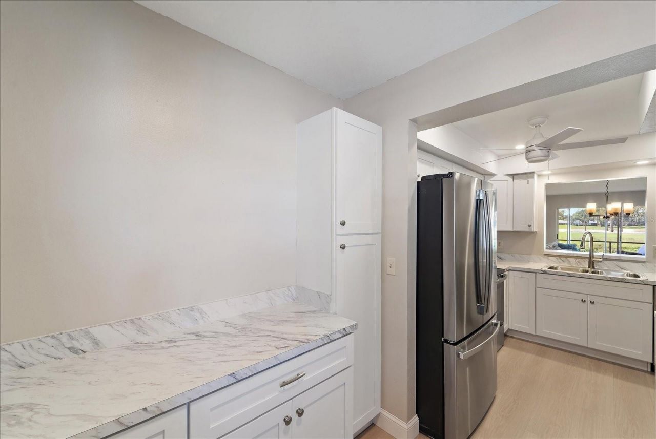 7860 Palm Aire Lane, Unit 104, Sarasota, FL 34243 Photo