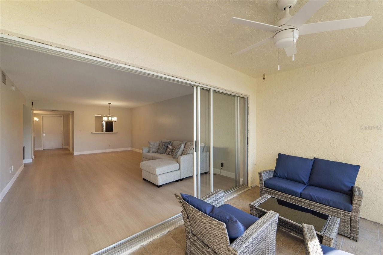 7860 Palm Aire Lane, Unit 104, Sarasota, FL 34243 Photo