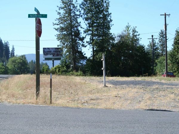 13XX S Hwy 395 Hwy, Addy, WA 99101