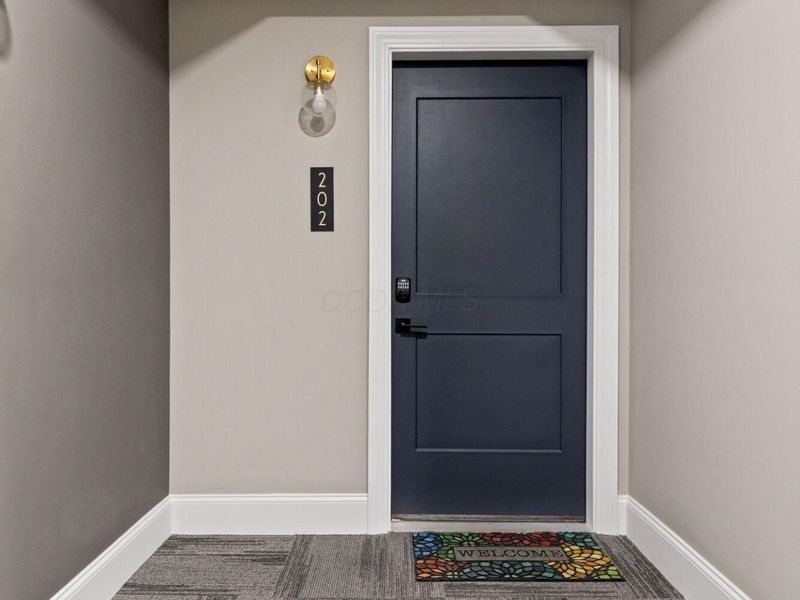 5285 Highpointe Lakes Drive, Unit 3202, Westerville, OH 43081 Photo 7