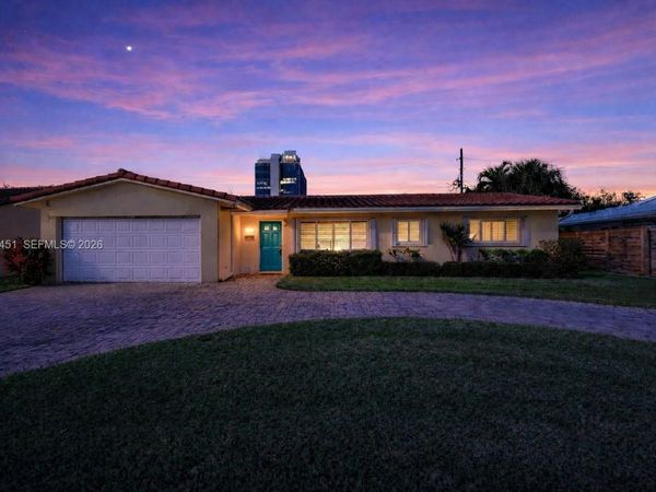 1551 SE 24th Ave, Pompano Beach, FL 33062