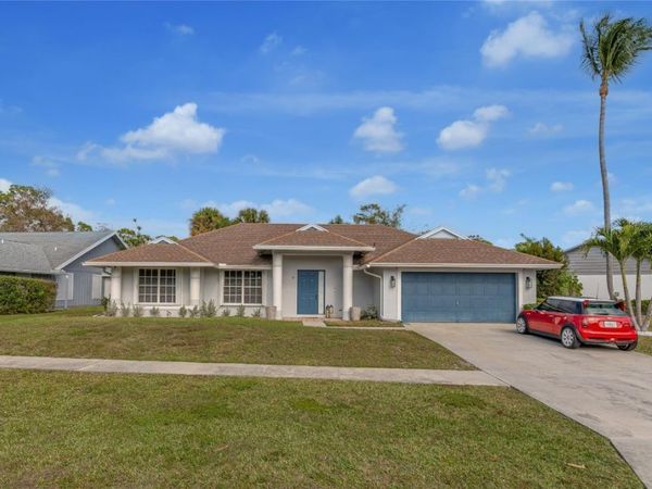 14429 Horseshoe Trce, Wellington, FL 33414