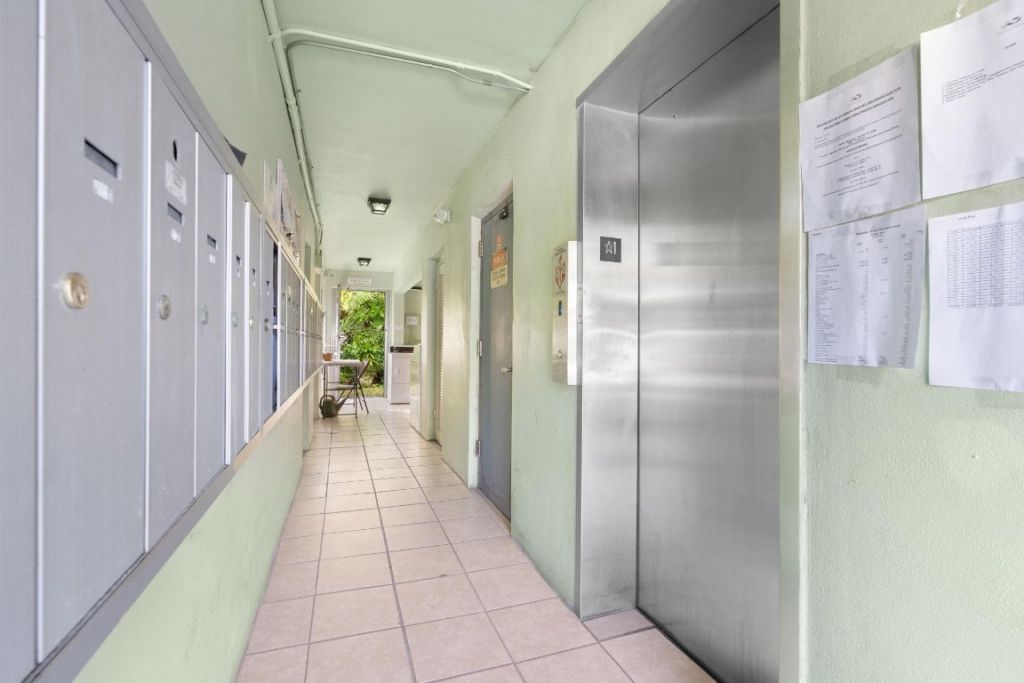 1900 NE 8th Court, Unit 206, Fort Lauderdale, FL 33304 Photo