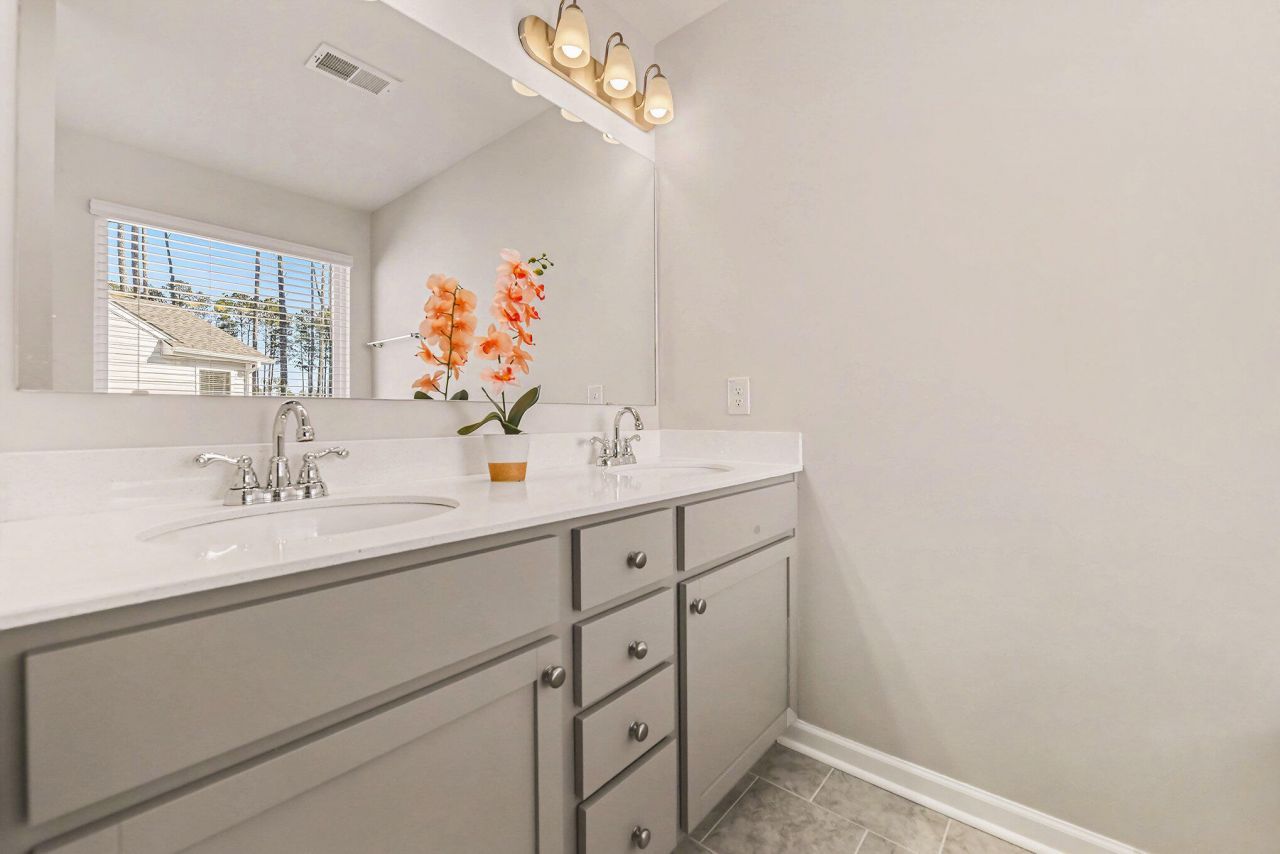 523 Purple Finch Road Photo 18