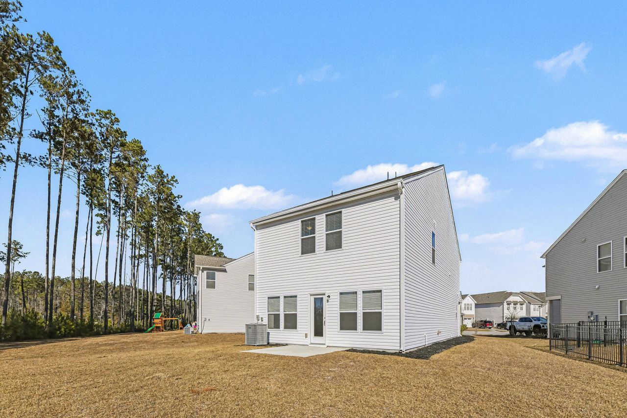 523 Purple Finch Road Photo 24