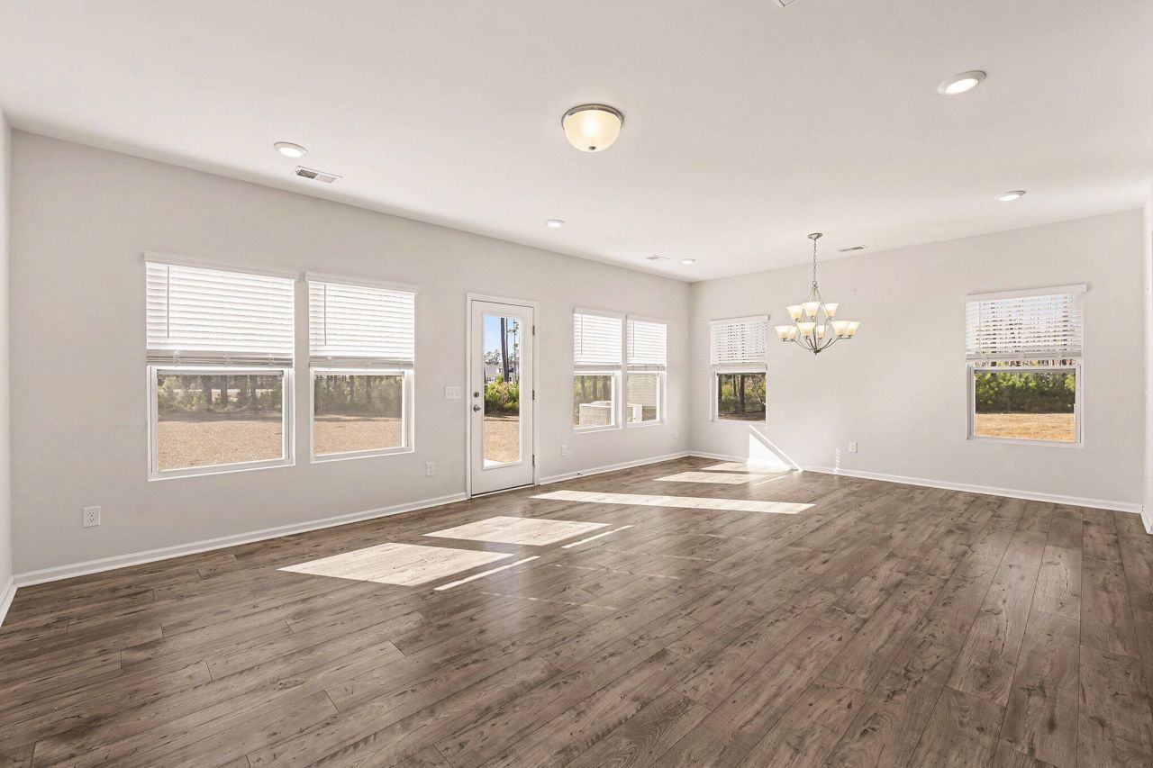 523 Purple Finch Road Photo 8