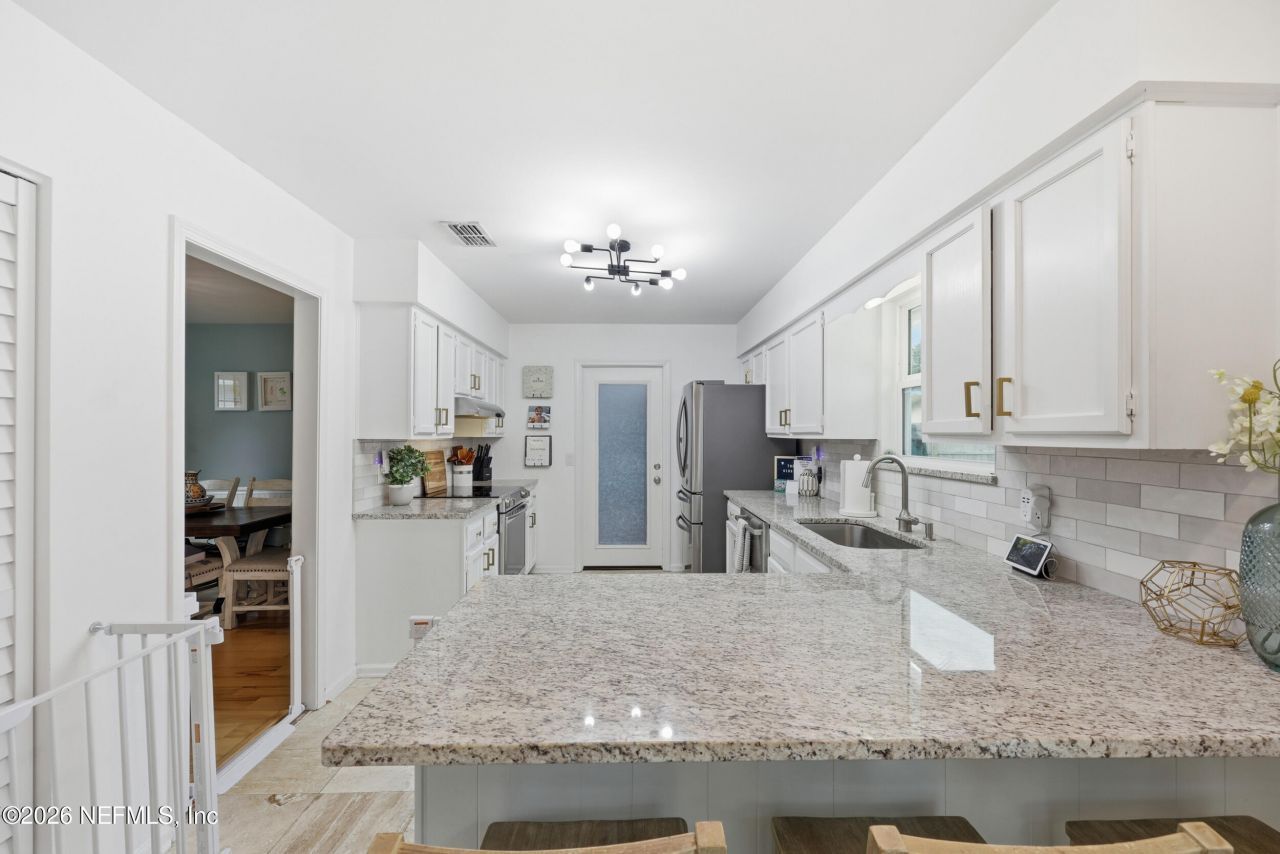 1828 Hamlet Lane N, Neptune Beach, FL 32266 Photo