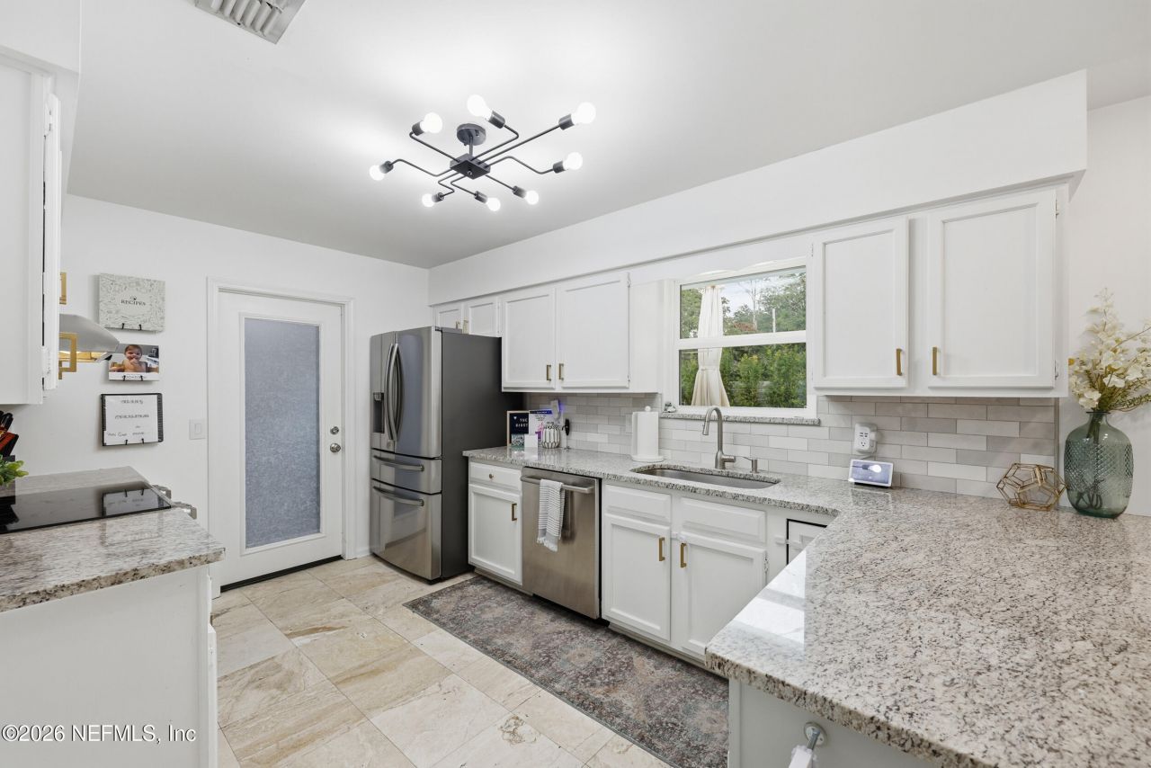 1828 Hamlet Lane N, Neptune Beach, FL 32266 Photo