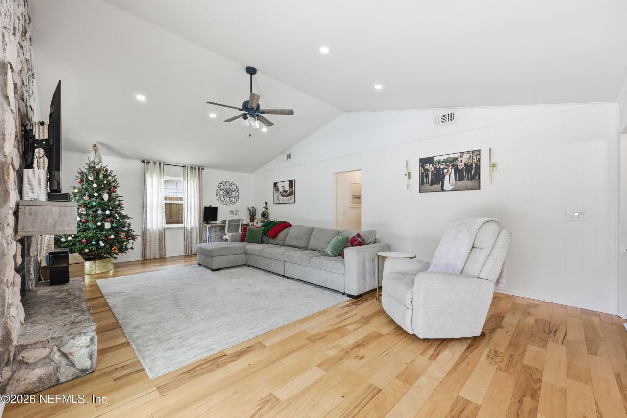 1828 Hamlet Lane N, Neptune Beach, FL 32266 Photo