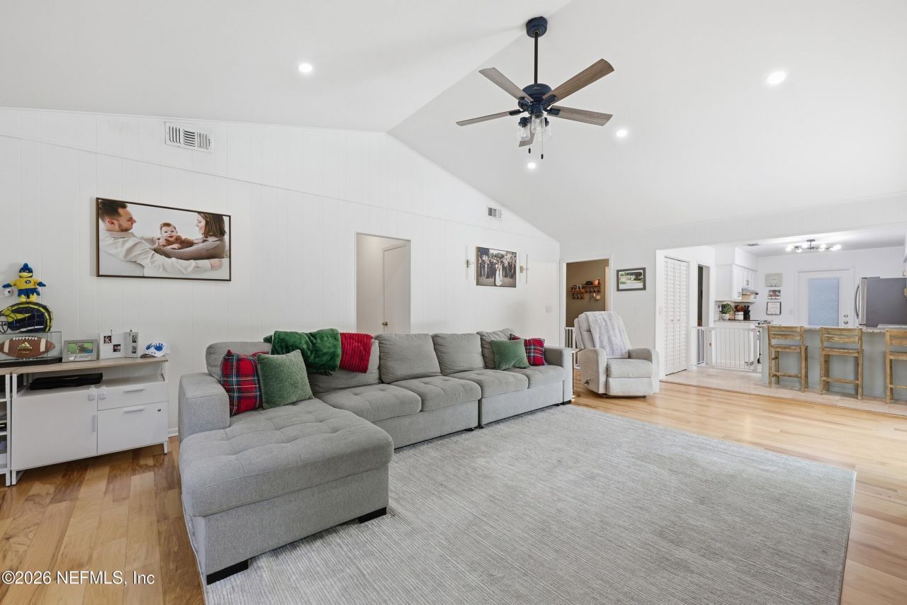 1828 Hamlet Lane N, Neptune Beach, FL 32266 Photo