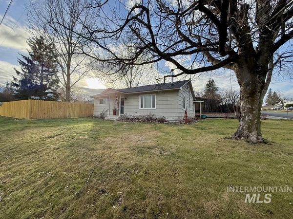 902 S Idaho Avenue, Grangeville, ID 83530