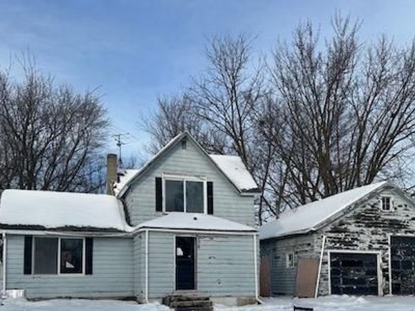 306 Maple Street, Lyle, MN 55953