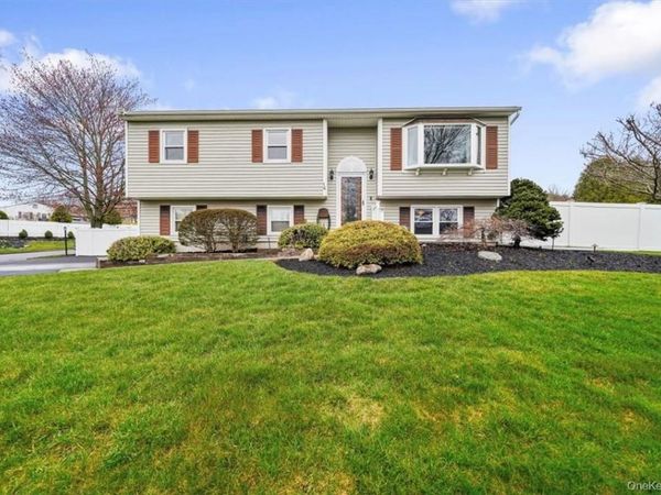 14 Oxford Lane, Harriman, NY 10926