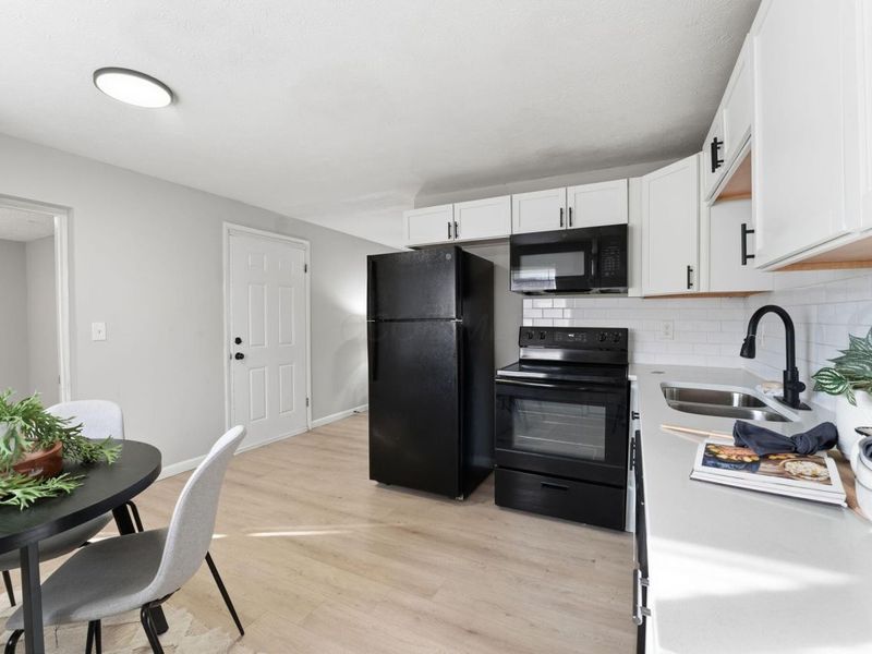 577 Barcher Road, Columbus, OH 43207 Photo 14