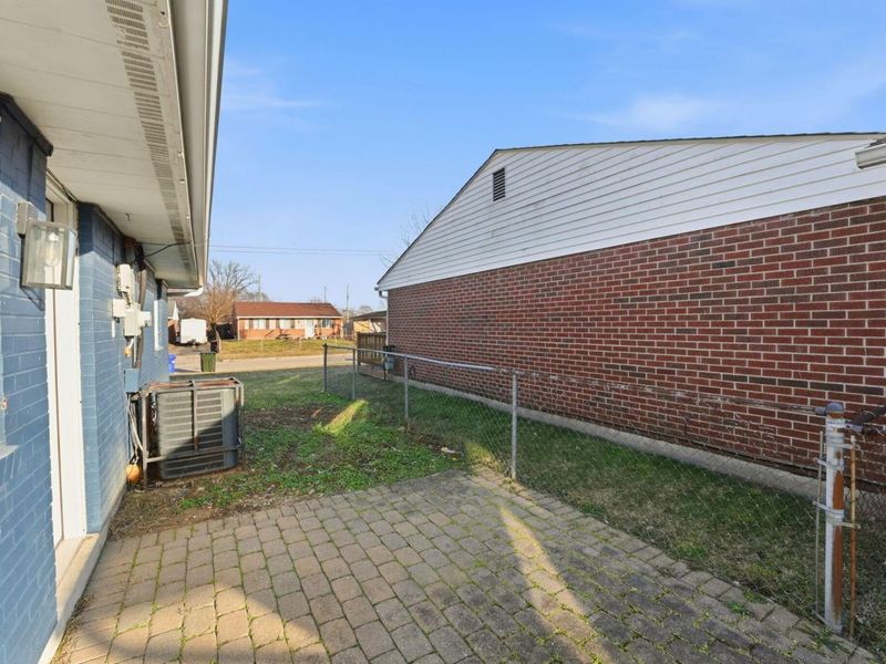 577 Barcher Road, Columbus, OH 43207 Photo 30