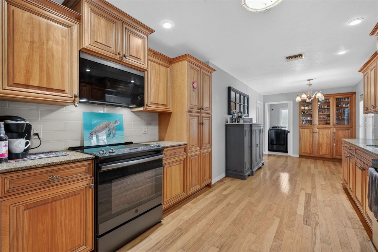 5676 Beneva Woods Circle, Sarasota, FL 34233 Photo